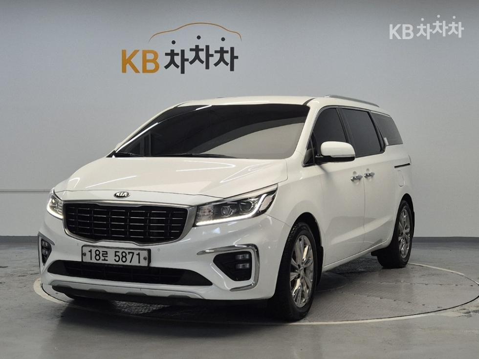 Kia Carnival VIP — фото 1