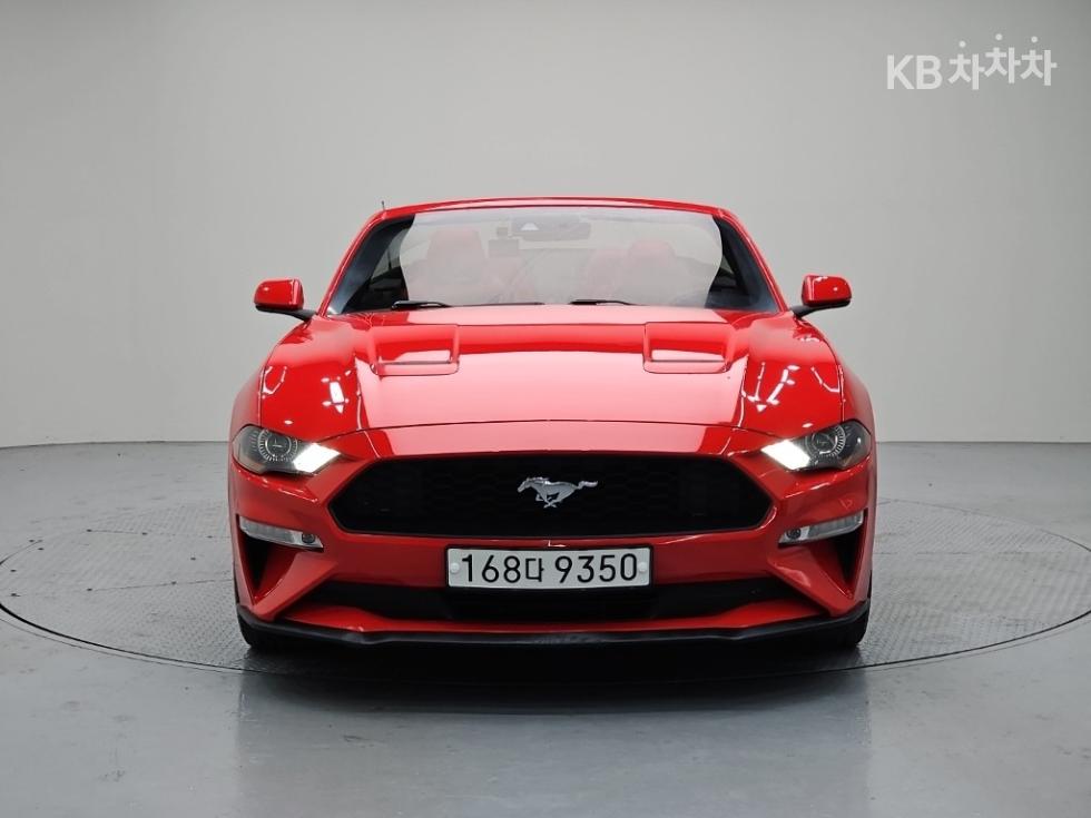 Ford Mustang Premium — фото 2