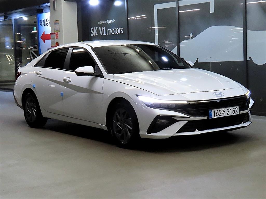 Hyundai Avante — фото 1