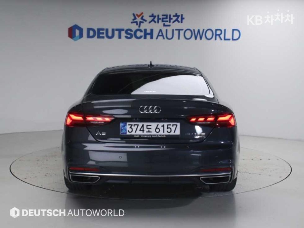 Audi A5 BASE MODEL — фото 4