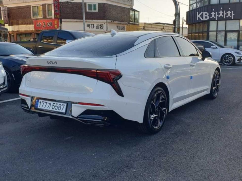 Kia K5 SIGNATURE — фото 3
