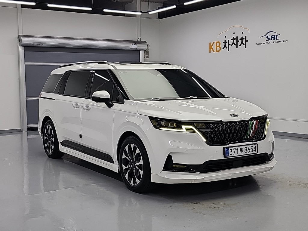 Kia Carnival SIGNATURE — фото 4
