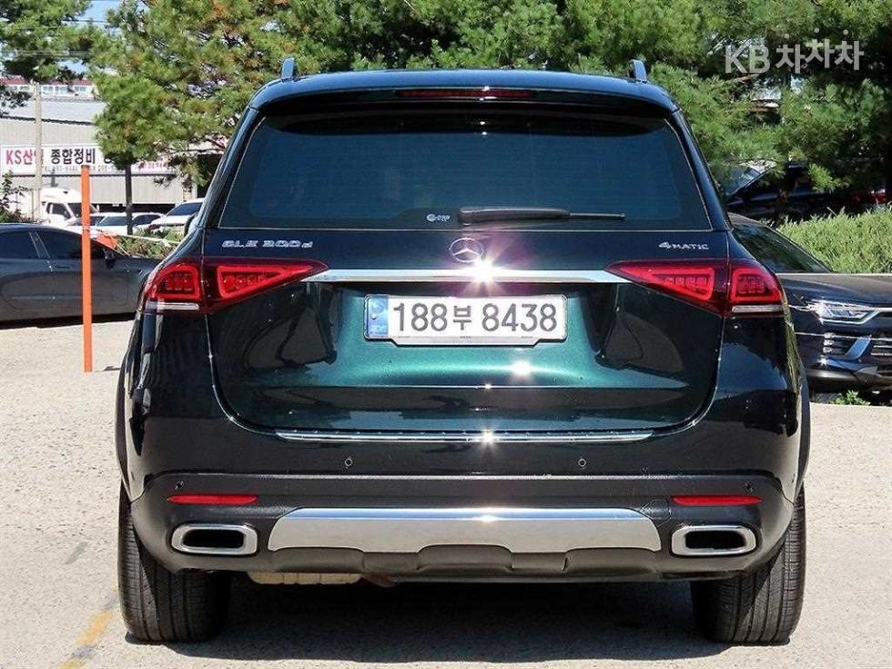 Mercedes-Benz GLE-Class — фото 4