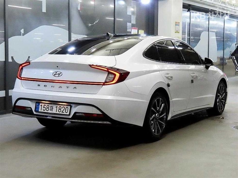 Hyundai Sonata INSPIRATION — фото 4