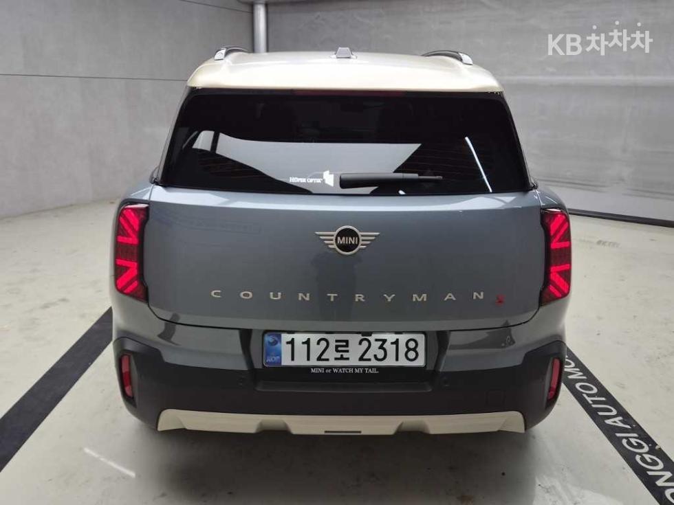 Mini Countryman BASE MODEL — фото 3