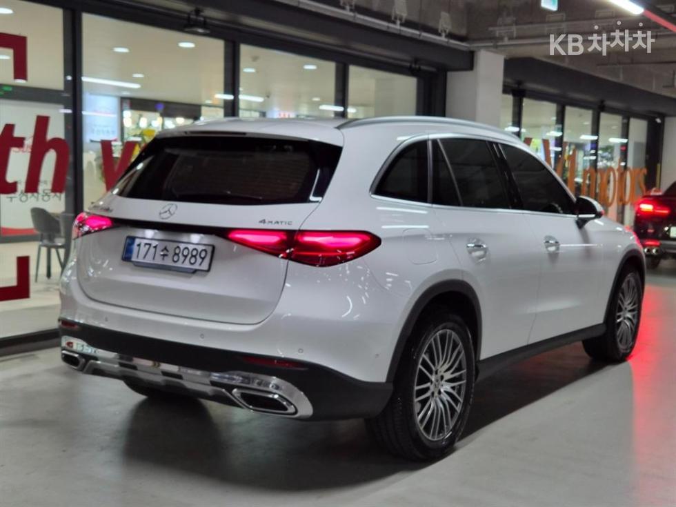 Mercedes-Benz GLC-Class BASE MODEL — фото 4
