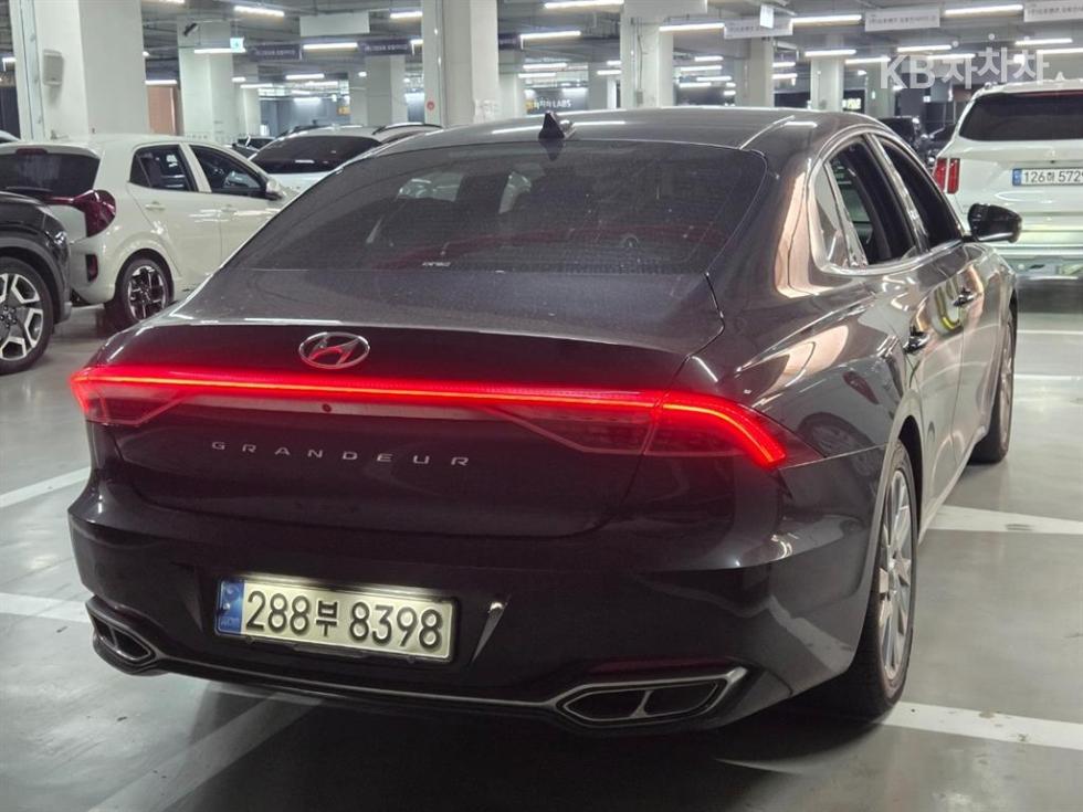 Hyundai Grandeur CALLIGRAPHY — фото 3