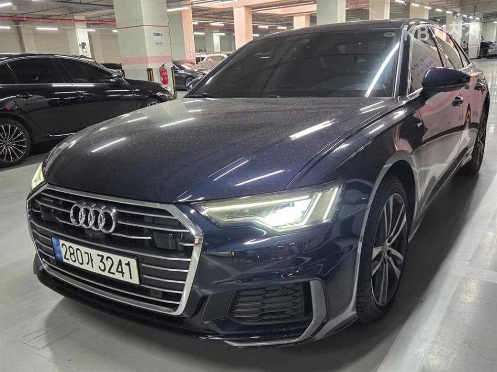 Audi A6 Premium — фото 1