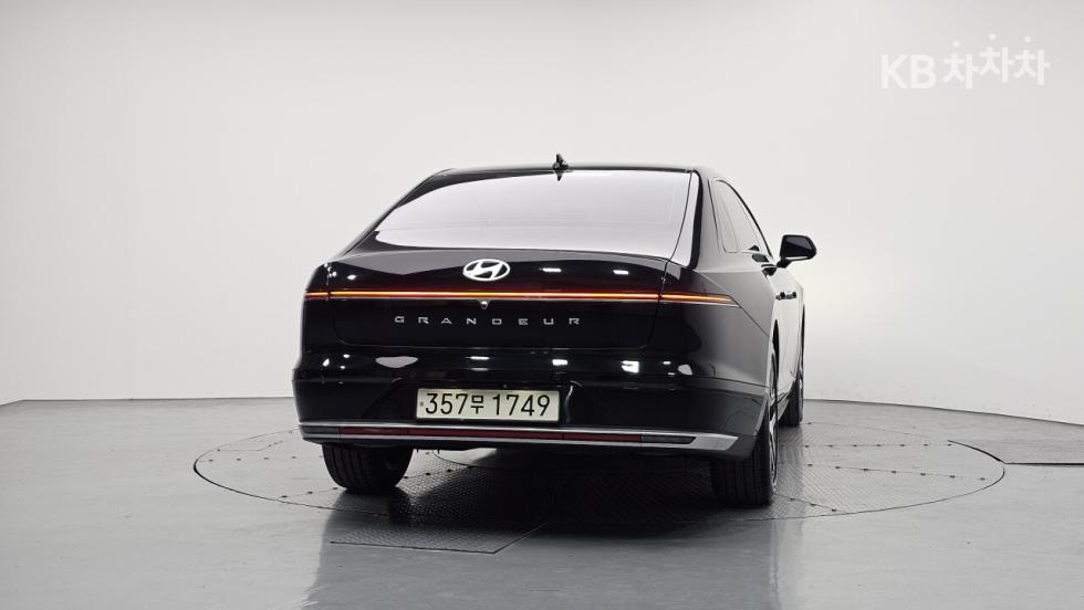 Hyundai Grandeur Premium — фото 4