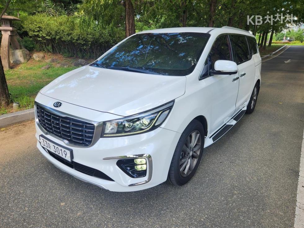 Kia Carnival Noblesse Special — фото 2