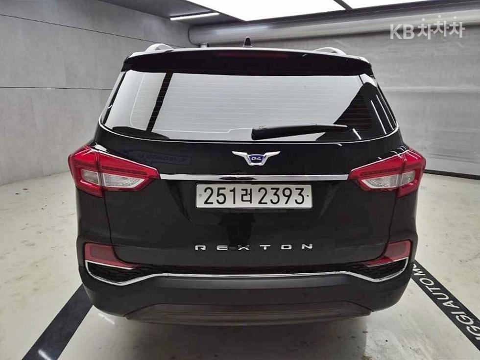 KG Mobility Rexton White Edition — фото 3