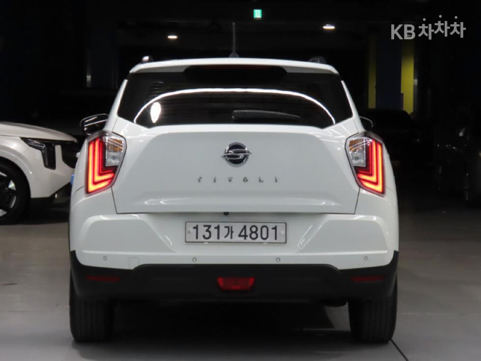 KG Mobility Tivoli BASE MODEL — фото 3