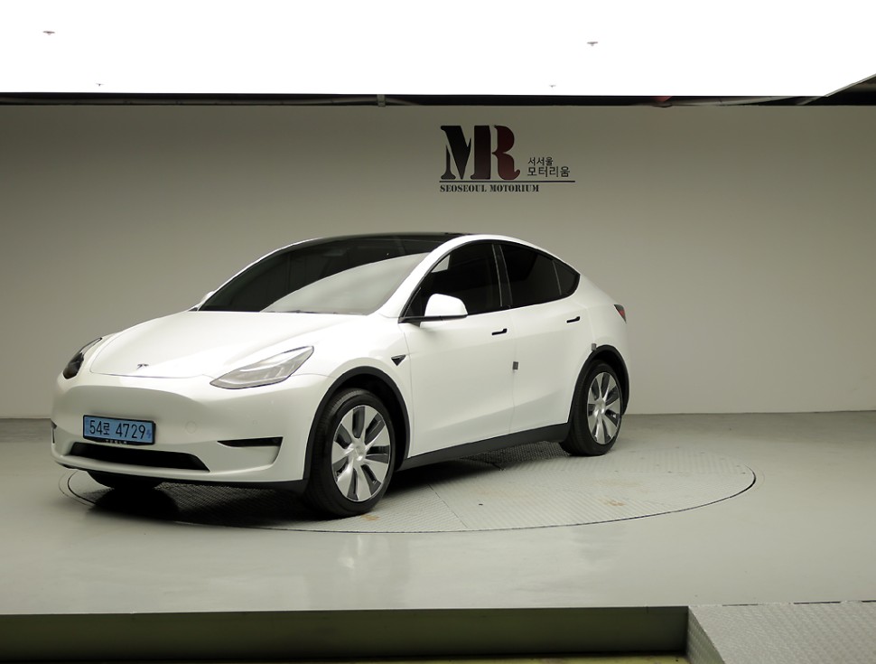 테슬라 모델 Y 2021년식 테슬라 Model Y Standard Range