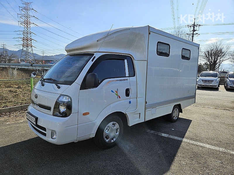 2013 - kia bongo iii