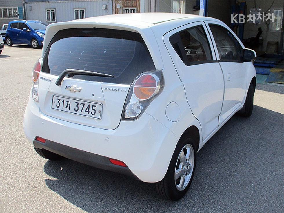 Chevrolet Spark — miniaturë 5