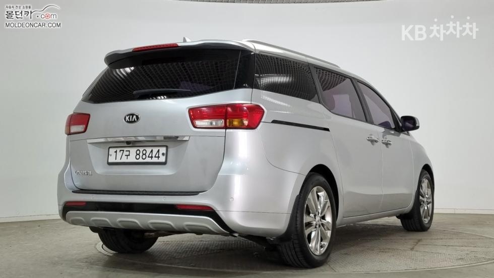 2016 - kia carnival
