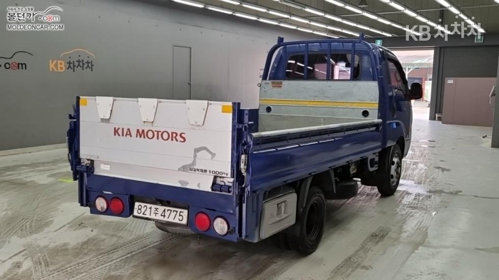 2016 - kia bongo iii