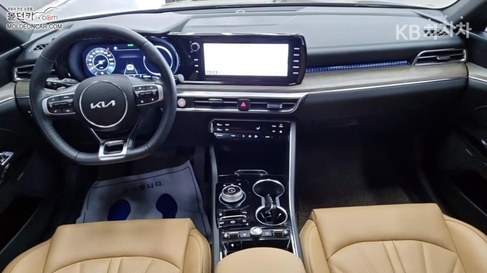 2023 - kia k5