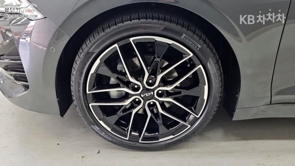 2023 - kia k5