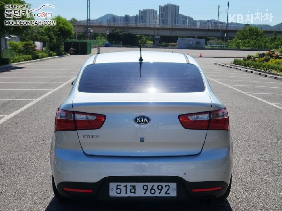 2014 - kia pride