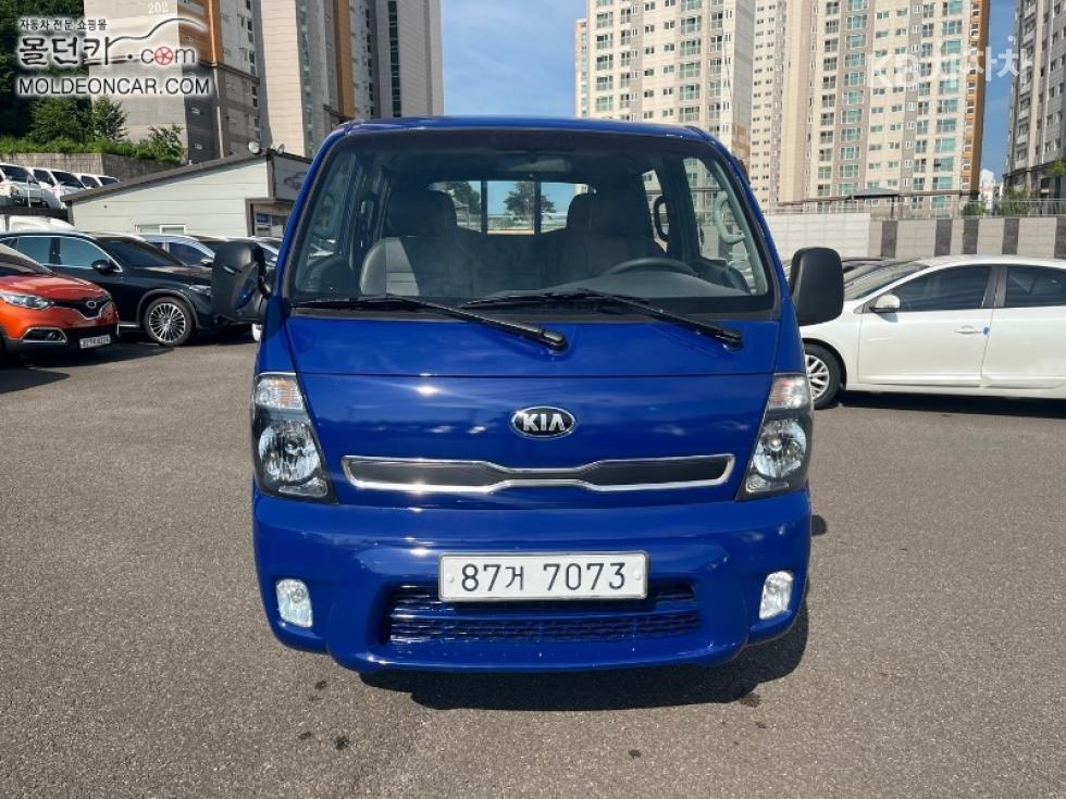 2013 - kia bongo iii