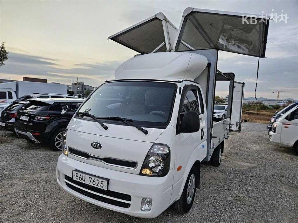 2015 - kia bongo iii