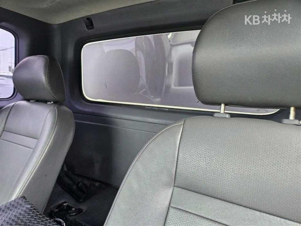 2015 - kia bongo iii