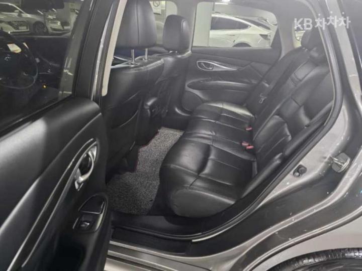 Infiniti M M37 Premium Y51 7