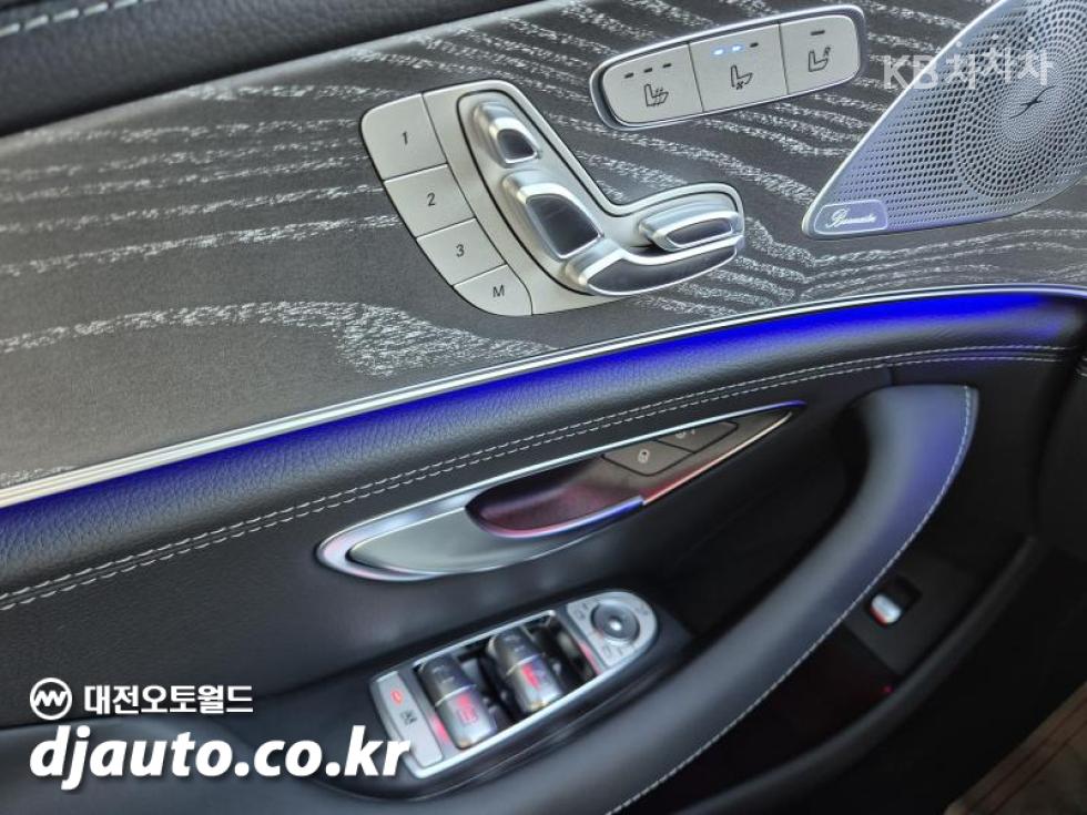 Mercedes-Benz AMG GT — miniaturë 8