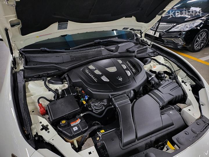 Maserati Ghibli 3.0 Sport 7