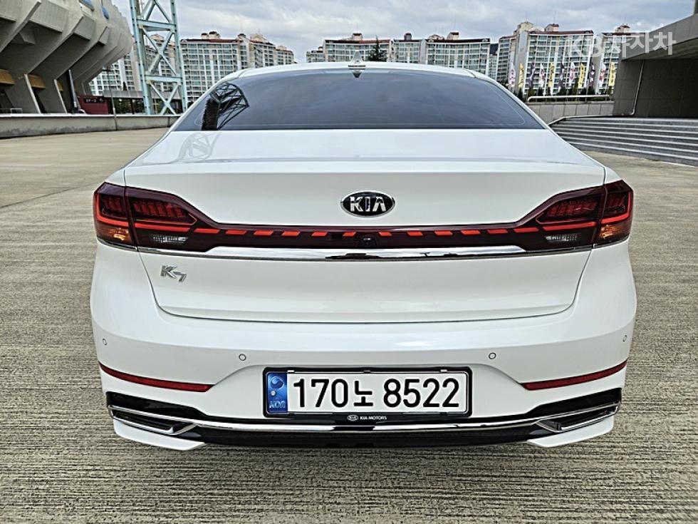 2020 - kia k7