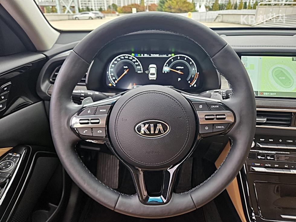 2020 - kia k7