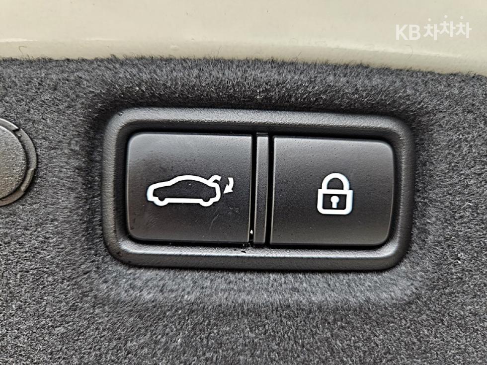2020 - kia k7