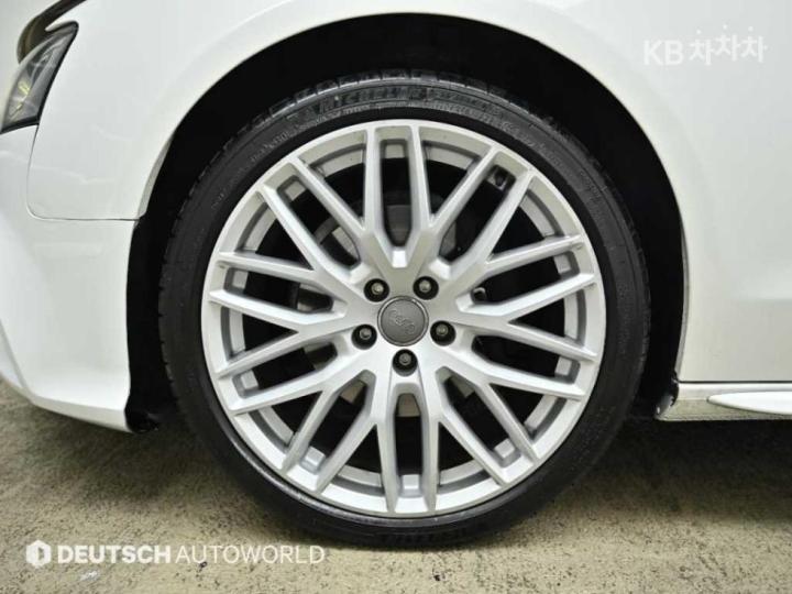 Audi A5 NEW 40 TFSI Quattro Cabriolet 8T7 6