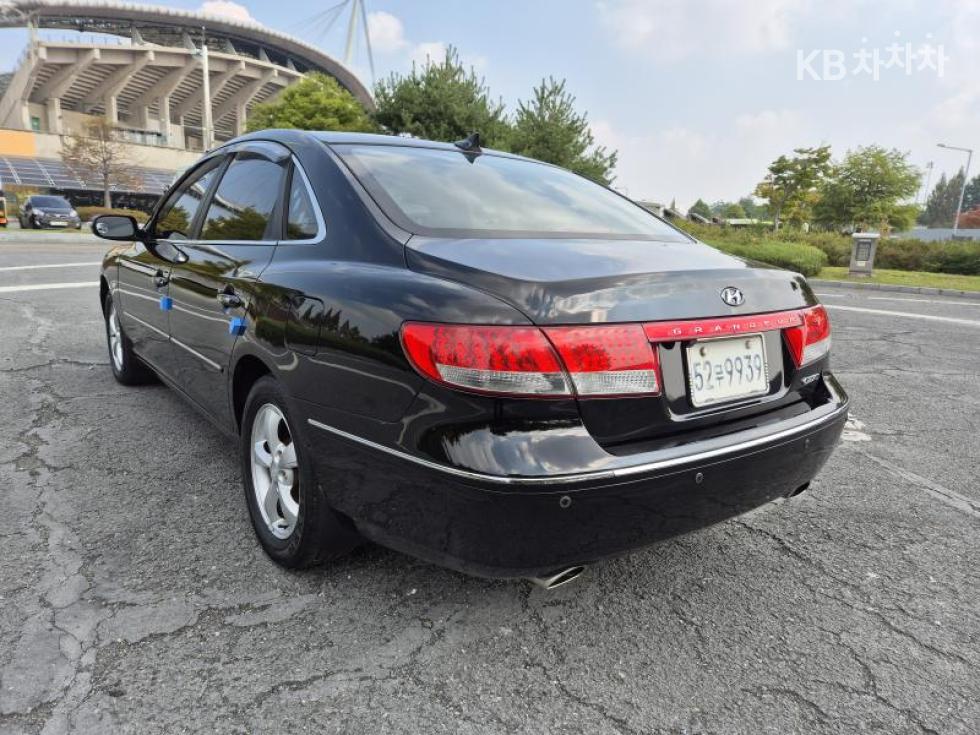 Hyundai Grandeur — miniaturë 3