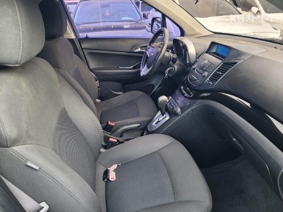 Chevrolet Orlando — miniaturë 9