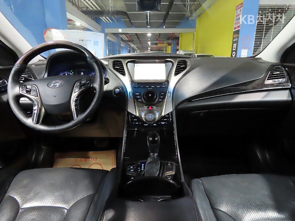 Hyundai Grandeur — miniaturë 5