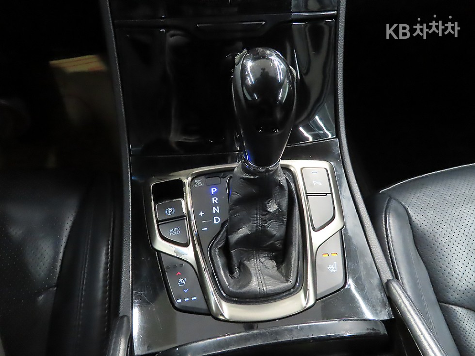 Hyundai Grandeur — miniaturë 13
