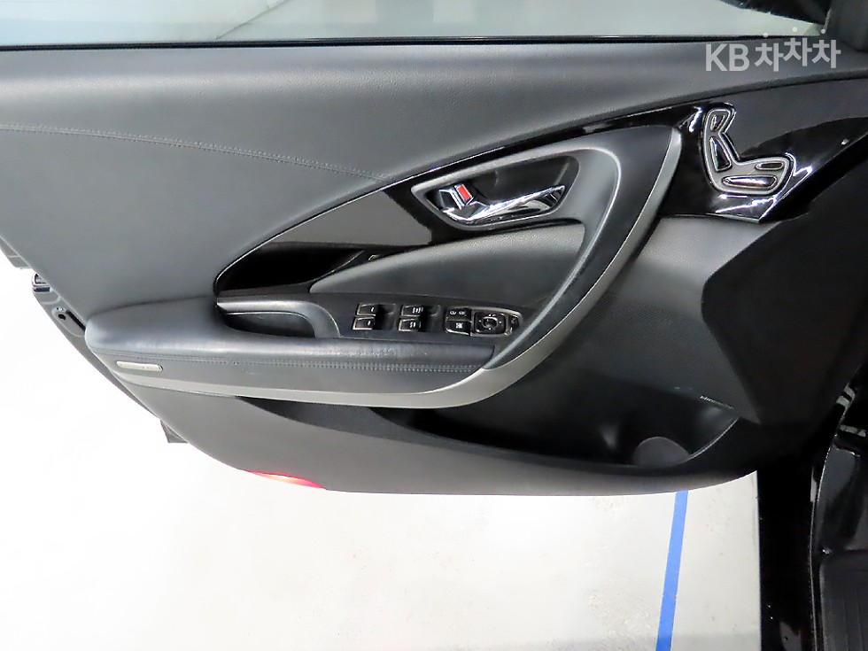 Hyundai Grandeur — miniaturë 14