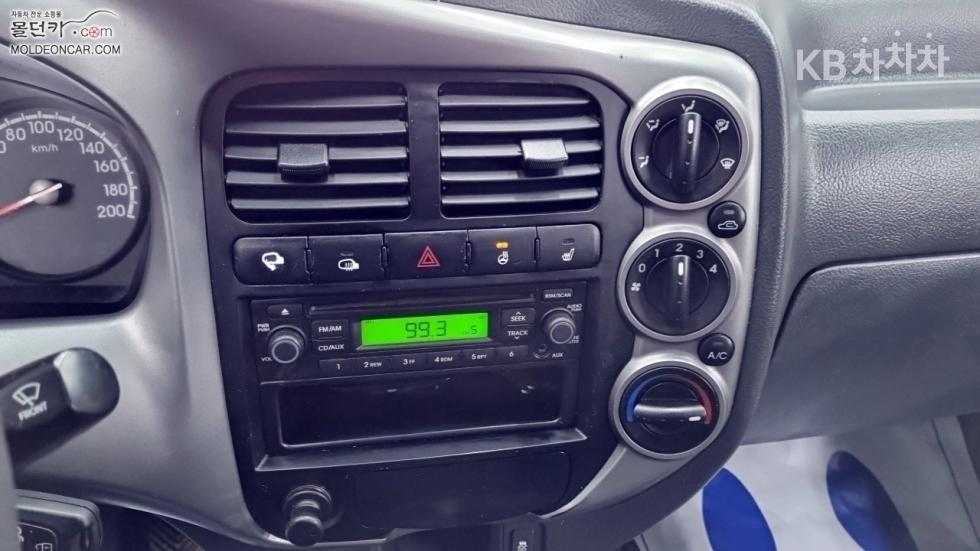 2016 - kia bongo iii