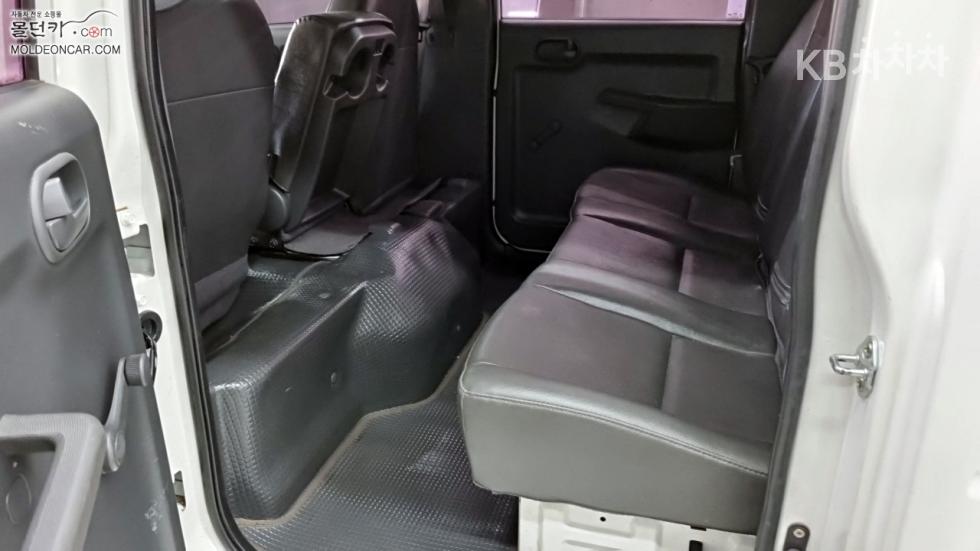 2016 - kia bongo iii