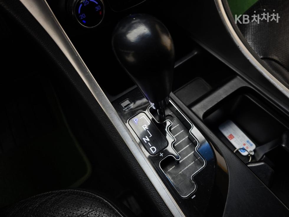 Hyundai Sonata — miniaturë 14