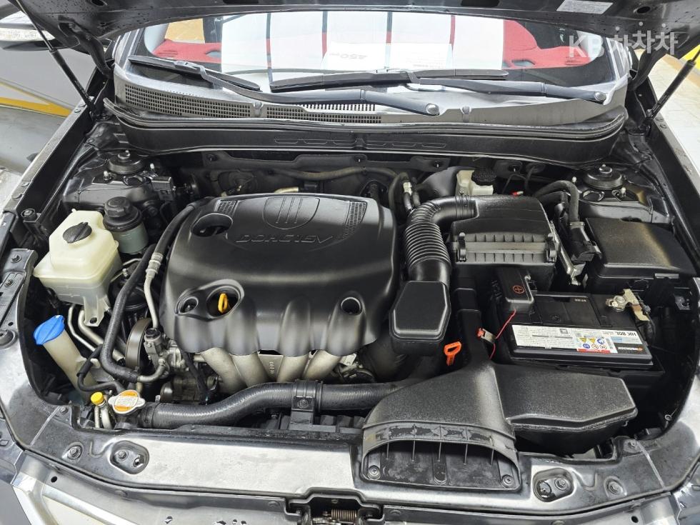 Hyundai Sonata — miniaturë 18