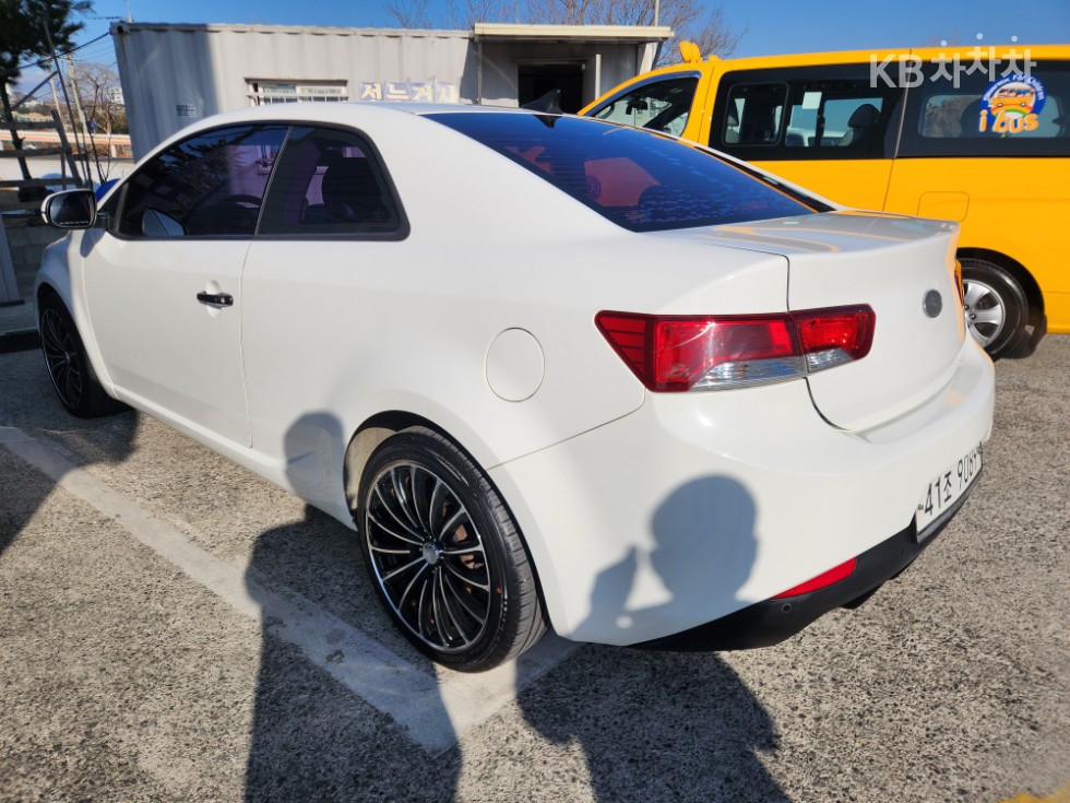 2012 - kia forte