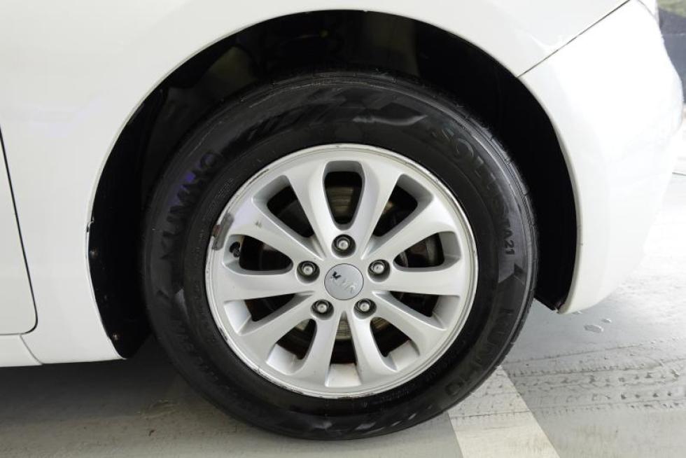 2014 - kia k3