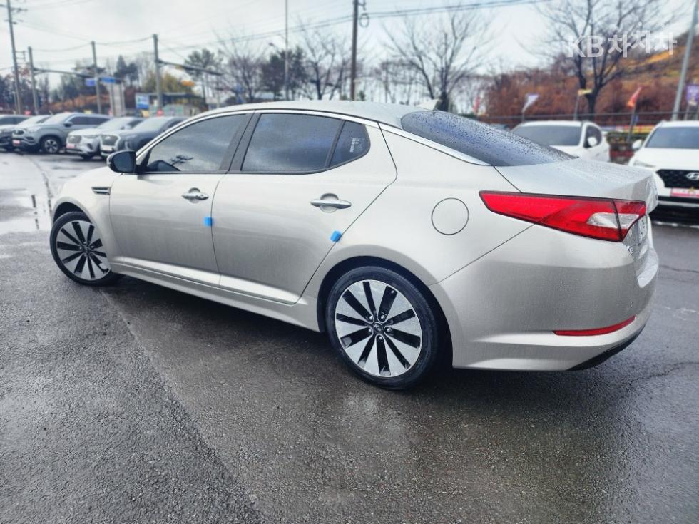 2011 - kia k5