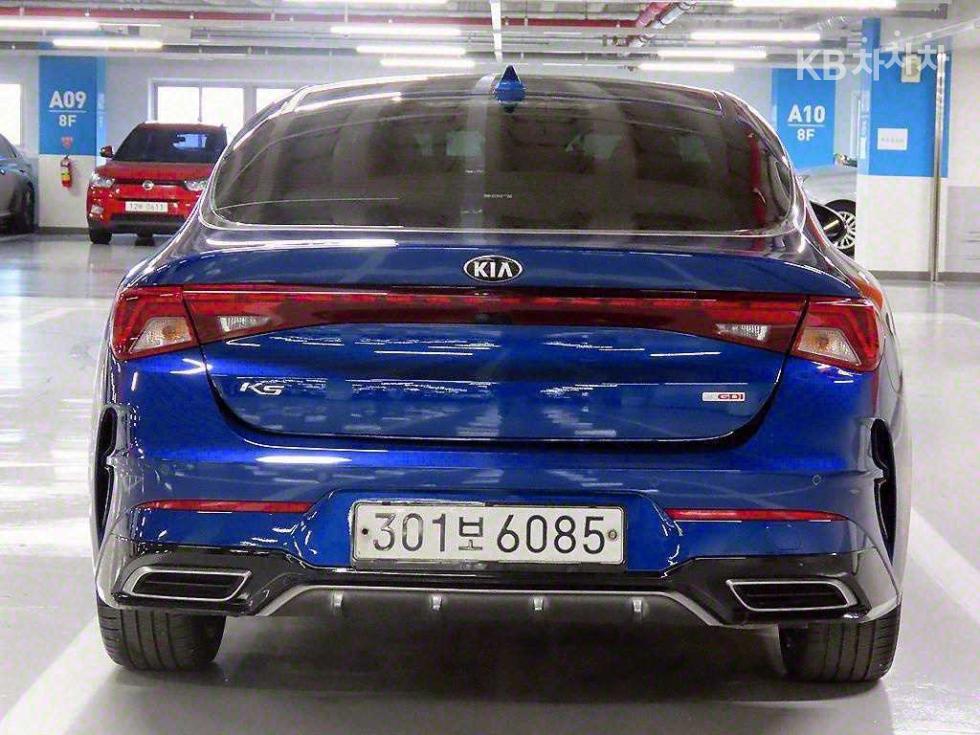 2020 - kia k5