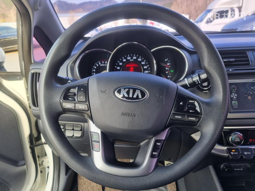 2013 - kia pride