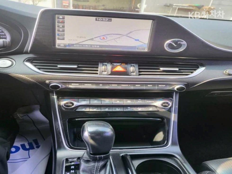 Hyundai Grandeur — miniaturë 15