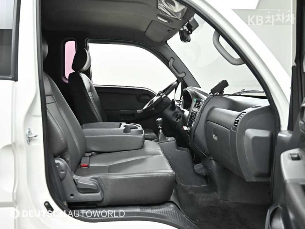 2012 - kia bongo iii